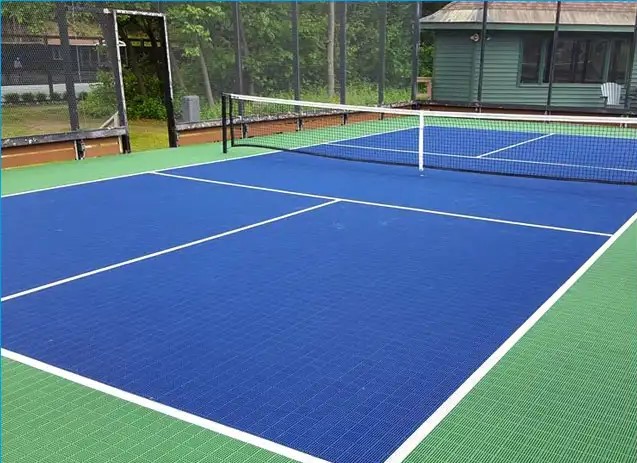 Làm sàn PP nhựa lắp ghép sân pickleball